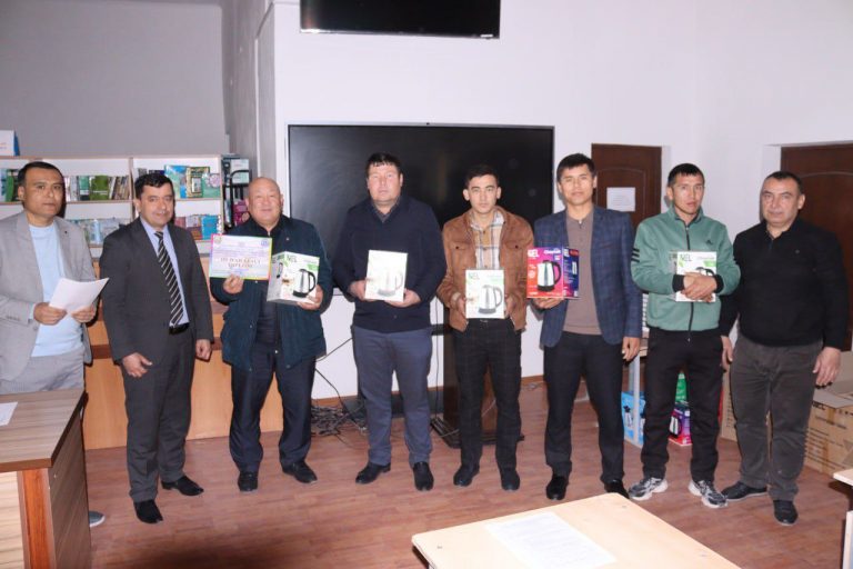 Read more about the article Toshkent tibbiyot akademiyasi Termiz filiali filialida faoliyat olib borayotgan xodimlar hamda professor-o‘qituvchilar o‘rtasida 2023-yil  5-6-yanvar kunlari sportning mini futbol, voleybol, shaxmat-shashka hamda stol tennisi turlari bo‘yicha filial &laquo;Direktor kubogi&raquo; uchun musobaqasi tashil etildi.