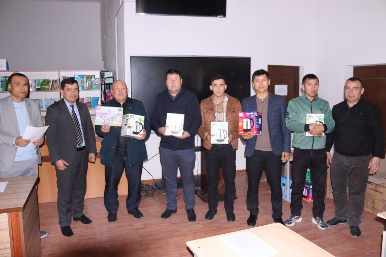 Read more about the article Toshkent tibbiyot akademiyasi Termiz filiali filialida faoliyat olib borayotgan xodimlar hamda professor-o‘qituvchilar o‘rtasida 2023-yil  5-6-yanvar kunlari sportning mini futbol, voleybol, shaxmat-shashka hamda stol tennisi turlari bo‘yicha filial &laquo;Direktor kubogi&raquo; uchun musobaqasi tashil etildi.