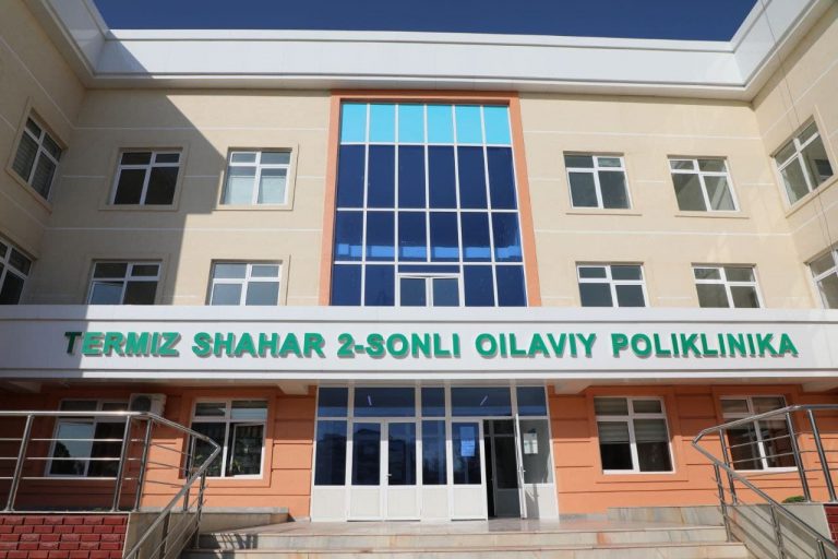 Read more about the article Elektron poliklinika tizimini joriy etish bo’yicha O’zbekiston Respublikasi Sog‘liqni saqlash vaziri Amrillo Inoyatovning tashrifi davomida Termiz shahar 2-son oilaviy poliklinikasida Toshkent tibbiyot akademiyasi Termiz filiali professor-o’qituvchilari, talabalari hamda muassasa hodimlari bilan uchrashuv jarayonidan lavhalar👆