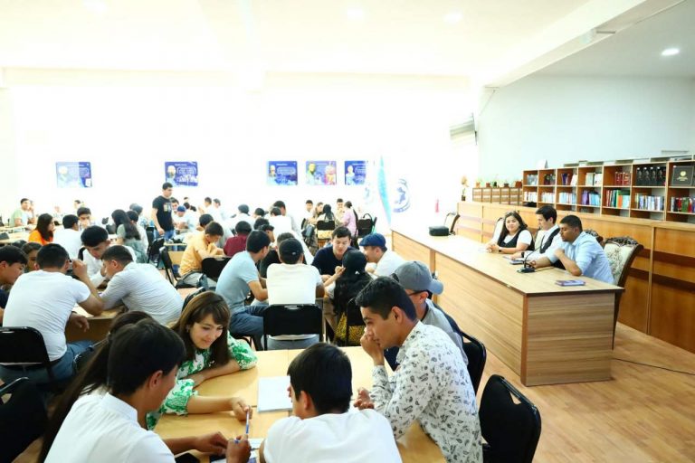 Read more about the article Toshkent tibbiyot akademiyasi Termiz filialida umumiy sovrin jamgʻarmasi 18 million soʻm boʻlgan &laquo;Zakovat&raquo; intellektual o‘yinlari oʻtkazildi.