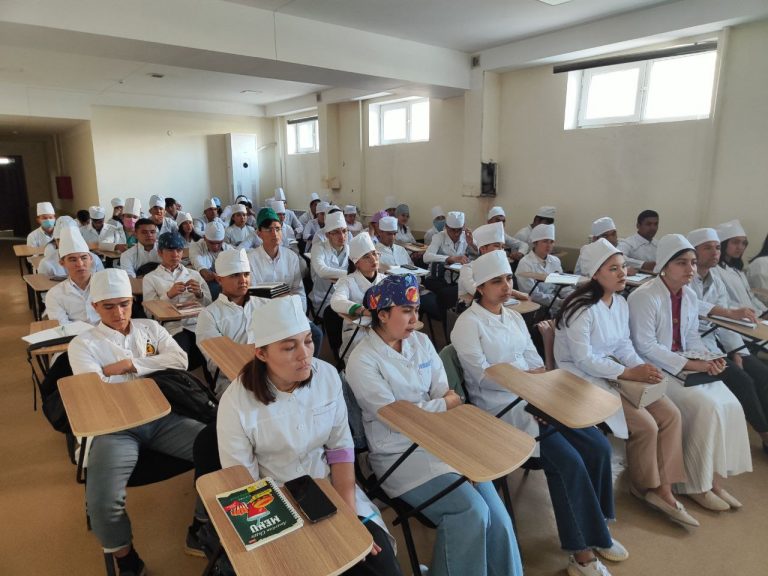 Read more about the article Yangilanayotgan Konstitutsiyada taʼlim olish huquqlarga oid muhim yangiliklar belgilanmoqda