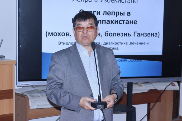 Read more about the article Toshkent tibbiyot akademiyasi Termiz filiali talabalari uchun Respublika ixtisoslashtirilgan dermatovenerologiya va kosmetologiya ilmiy-amaliy tibbiyot markazi tibbiyot fanlari doktori, professor  Eshboyev Egamberdi Husanovich ishtirokida &laquo;Moxov va vitiligo kasalligi&raquo; mavzusida ochiq ma’ruza hamda master-klass o’tkazildi.