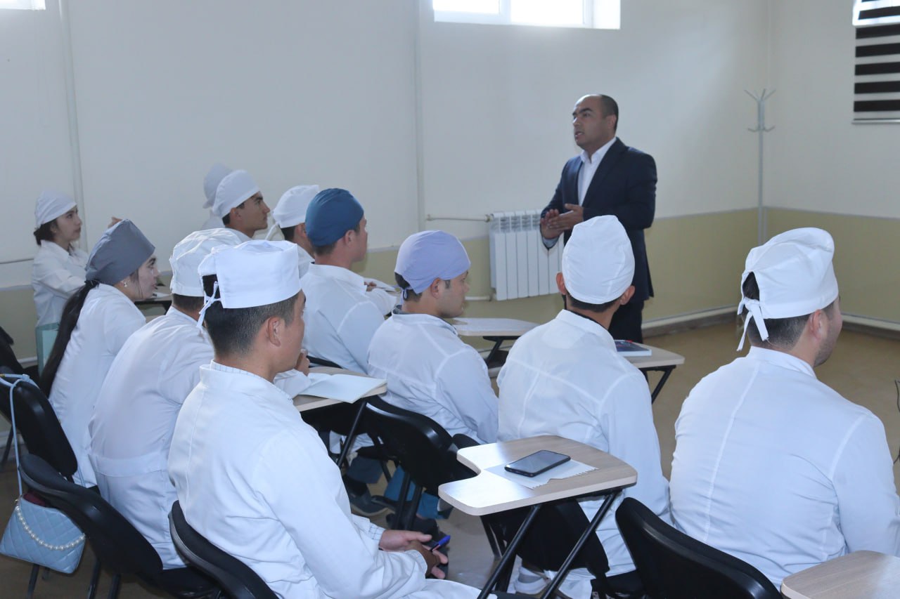 You are currently viewing Toshkent tibbiyot akademiyasi Termiz filiali direktori tomonidan ochiq integral ma’ruza o‘tildi.