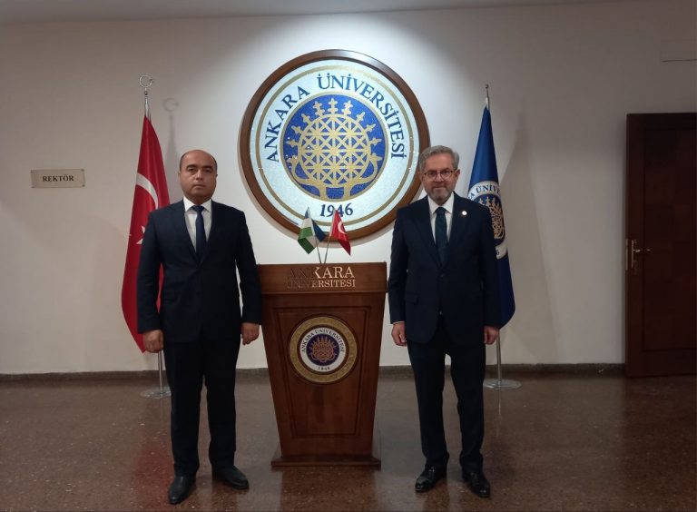 Подробнее о статье Посещение Анкарского университета Термезского филиала Ташкентской медицинской академии.