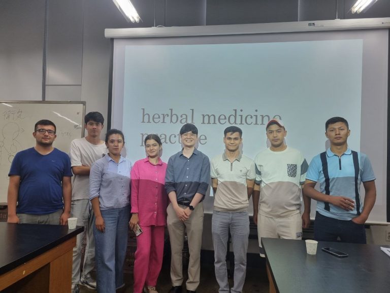 Read more about the article Toshkent tibbiyot akademiyasi Termiz filiali talabalarining Daegu Haany universitetida akademik almashinuv doirasidagi yozgi amaliyoti davom etmoqda.