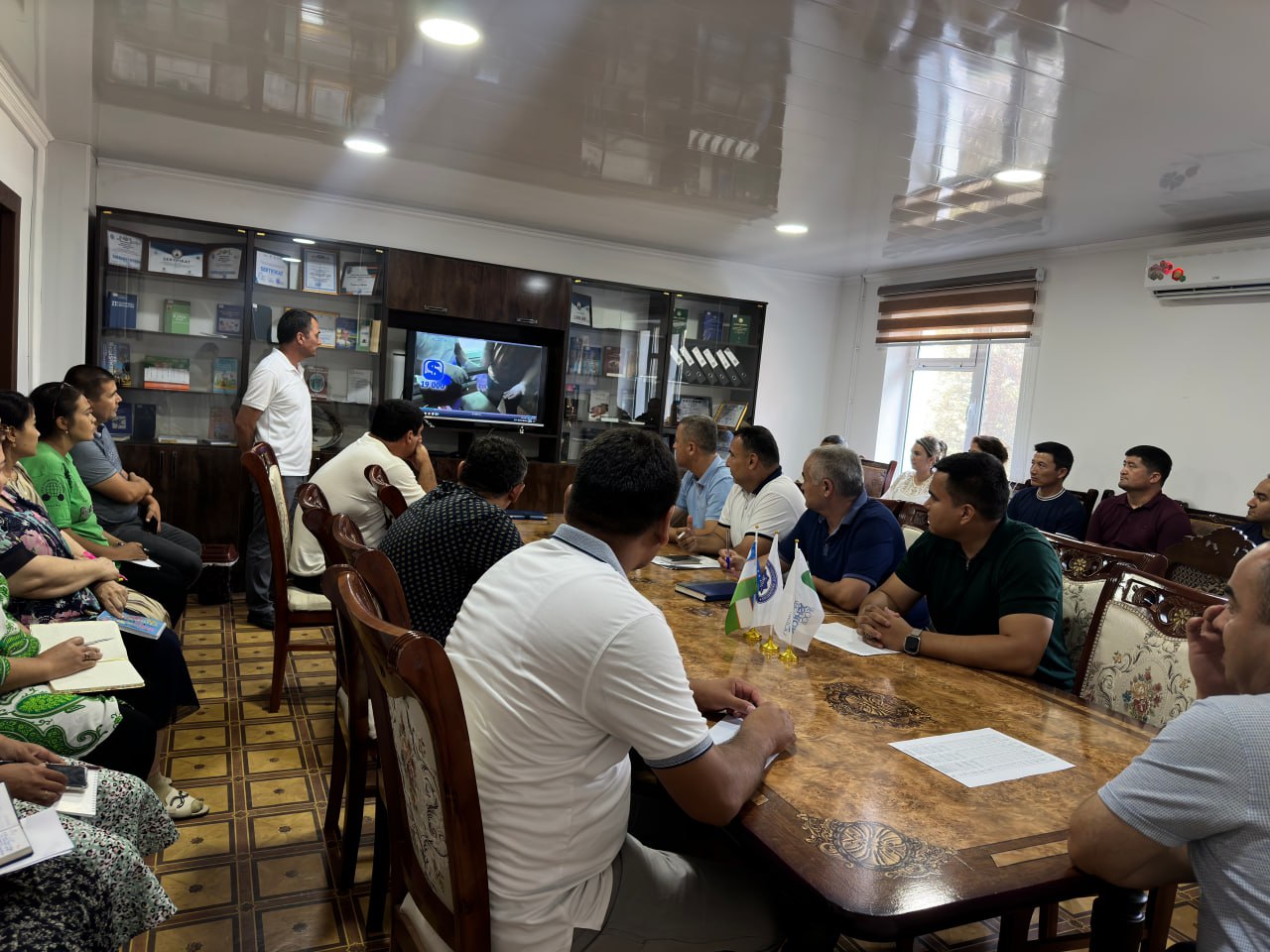 You are currently viewing Toshkent tibbiyot akadyemiyasi Temiz filiali direktori va KQK “Kompleks nazorat” tizimini boshqarish bo’limi boshlig’i tomonidan &laquo;Korrupsiyaga qarshi kurashish&raquo; mavzusida yig’ilish o’tkazildi.