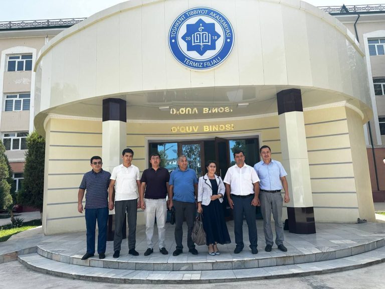 Read more about the article Toshkent tibbiyot akademiyasi Termiz filialiga Sog’liqni saqlash vazirligining milliy ekspertlari M.Hakimov va M.Ismailovalar tashrif buyurdi.