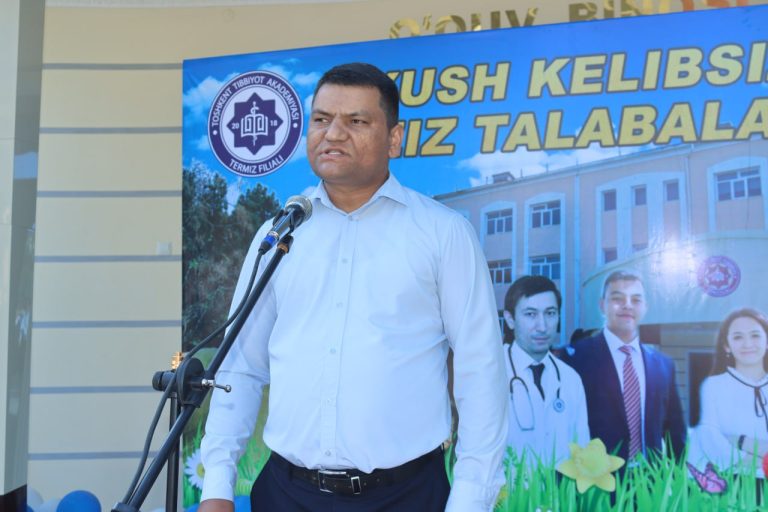 Read more about the article Toshkent tibbiyot akademiyasi Termiz filialida  1-bosqichga qabul qilingan talabalar uchun &laquo;Talabalikka bag‘ishlov&raquo; tantanali marosimi bo‘lib o‘tdi