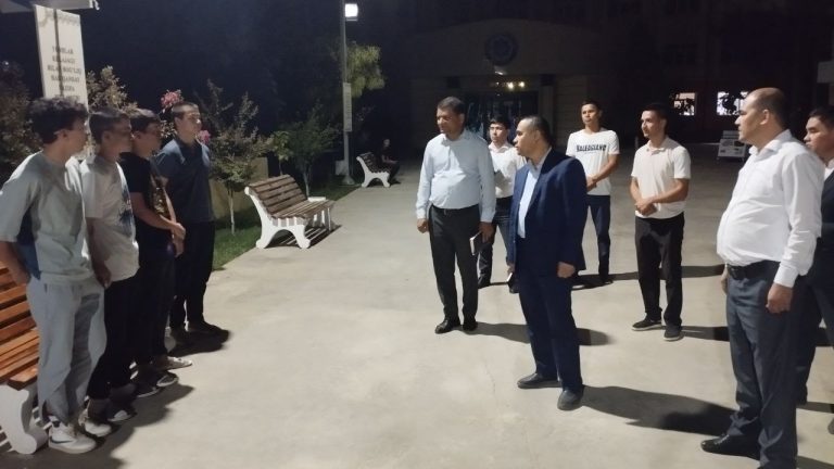 Read more about the article Toshkent tibbiyot akademiyasi Termiz filialiga O’zbekiston Respublikasi Prezidenti Administratsiyasi Yoshlar siyosati departamenti bosh konsultanti Otabek Bozorov tashrif buyurdi.