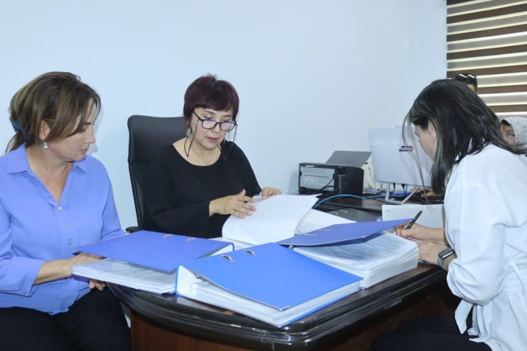 Read more about the article Oliy ta’lim, fan va innovatsiyalar vazirligining ishchi guruhi tomonidan Xotin-qizlar faoliyati o‘rganildi: