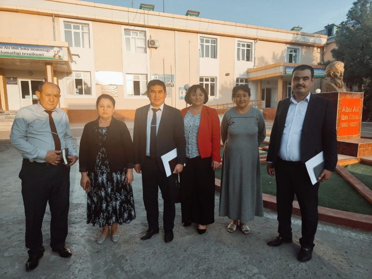 Read more about the article Toshkent tibbiyot akademiyasi Termiz filiali mas’ul xodimlari tomonidan Sherobod Abu Ali ibn Sino texnikumining faoliyati o’rganildi.