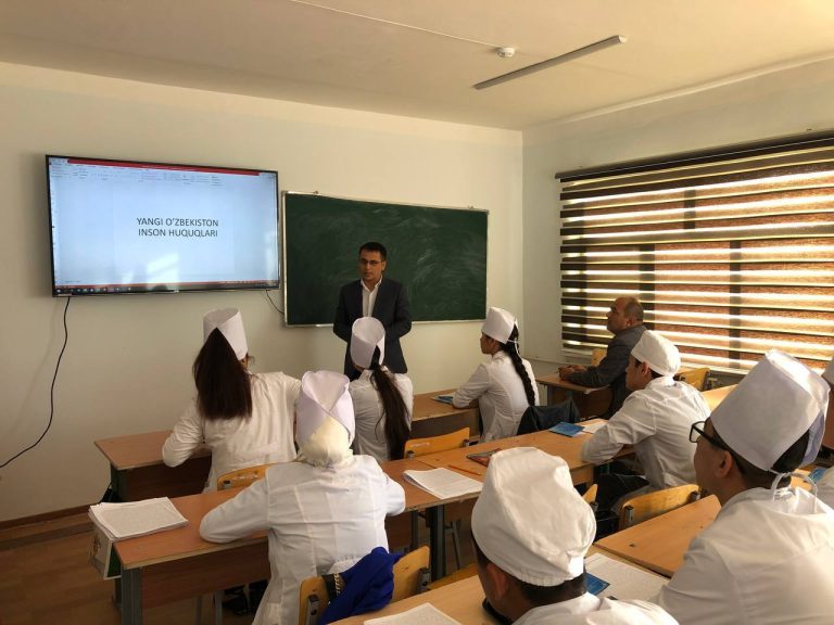 Read more about the article TTA Termiz filialida “Huquqiy savodxonlik” oyligi doirasida filial professor-o’qituvchilari tomonidan ochiq dars mashg‘ulotlari olib borildi