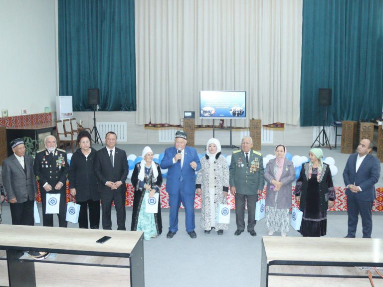 Read more about the article Uch avlod uchrashuvi