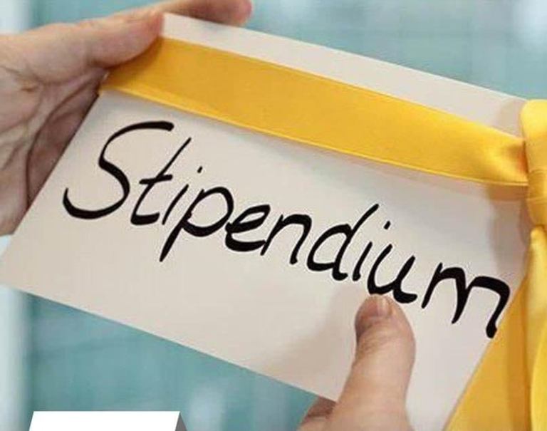 Read more about the article O’zbekiston Respublikasi Prezidentining davlat stipendiyasi hamda Nomdor davlat stipendiyalari haqida batafsil ma’lumot