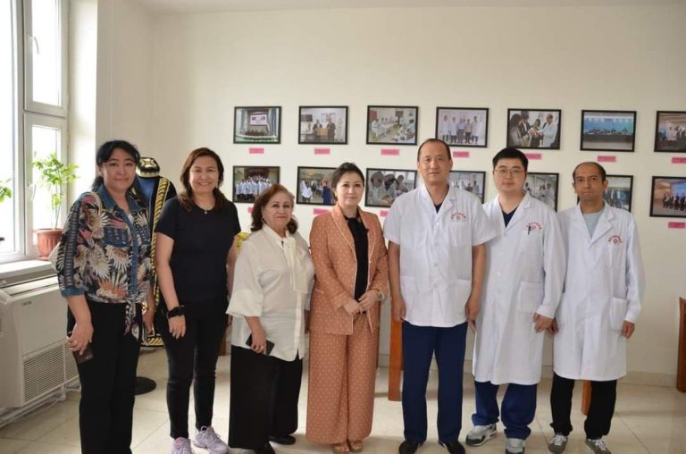 Read more about the article TTA Termiz filiali direktor o‘rinbosari Xitoy-O‘zbekiston an’anaviy tibbiyot markazida