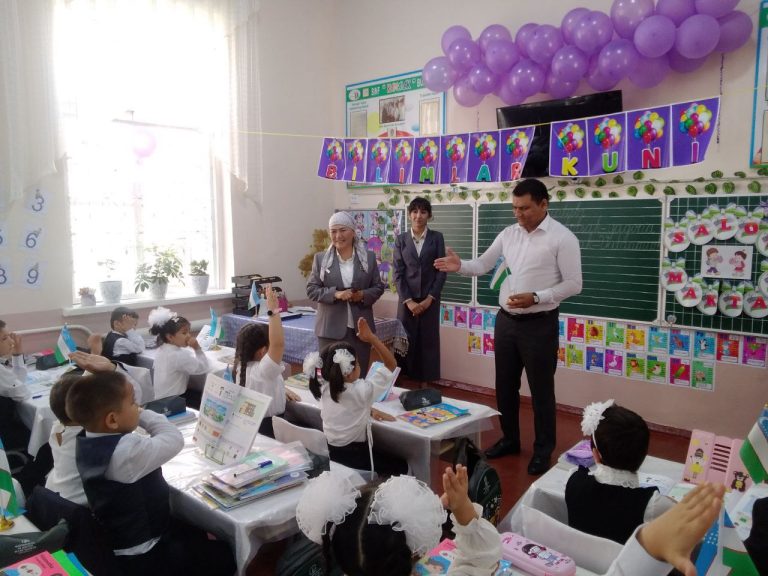Read more about the article Bugun Surxondaryo viloyatidagi maktablarning barchasida “Birinchi qo‘ng‘iroq” tadbirlari bo‘lib o‘tdi.
