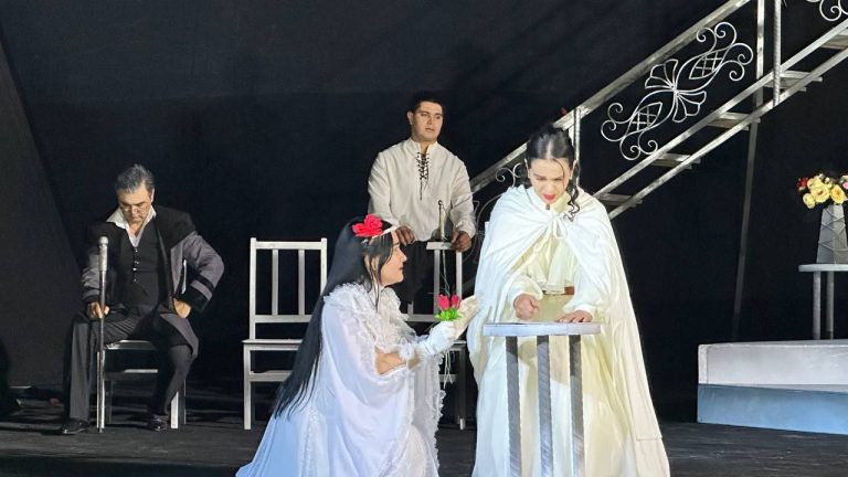 Read more about the article TTA Termiz filiali jamoasi teatr tomoshasida