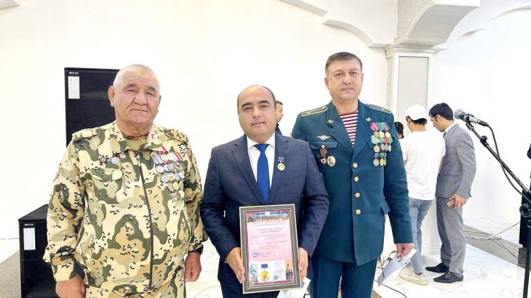 Read more about the article TTA Termiz filialida 1-oktabr – &laquo;Oʻqituvchi va murabbiylar&raquo; kuni yuqori kayfiyatda nishonlandi.