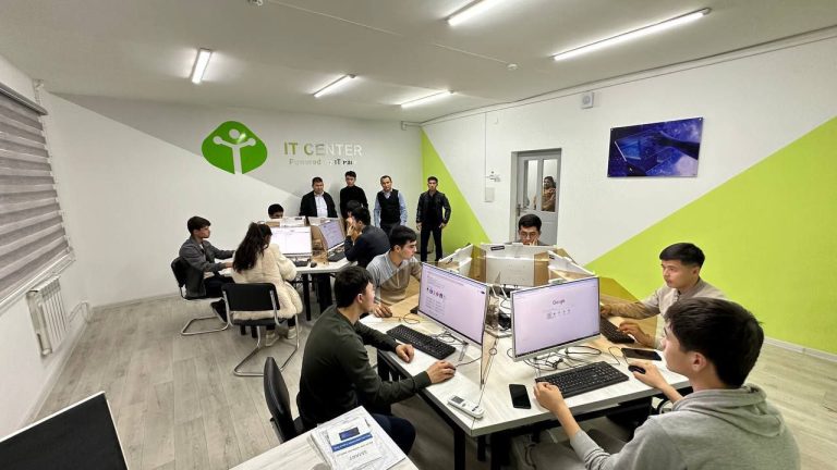 Read more about the article TTA Termiz filiali talabalari o’rtasida “Eng yaxshi dasturchi”  tanlovi bo’lib o’tdi.