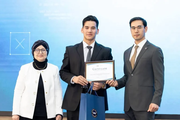 Read more about the article TTA Termiz filiali talabasi Markaziy Osiyo universitetida bo’lib o’tgan konfirensiyada ishtirok etib faxrli 1-o’rinni egalladi!