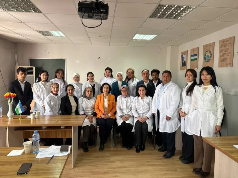 Read more about the article TTA Termiz filiali talabalari xalqaro ilmiy-amaliy anjumanda ishtirok etishdi.