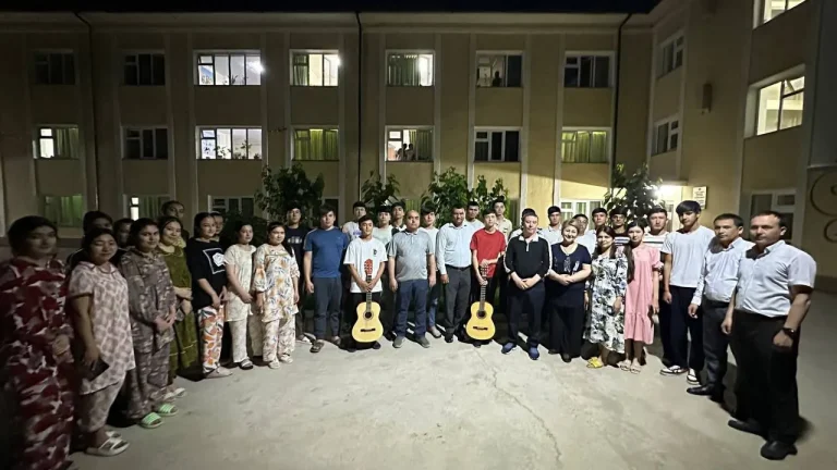 Read more about the article Talabalar bilan bir kun