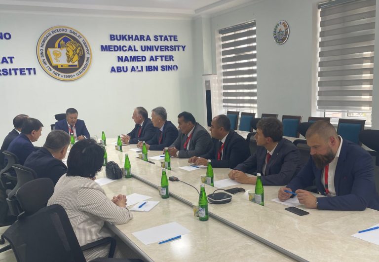 Read more about the article The director of the Termez branch of Tashkent State Medical University participated in the meeting of rectors of medical and pharmaceutical higher educational institutions.
